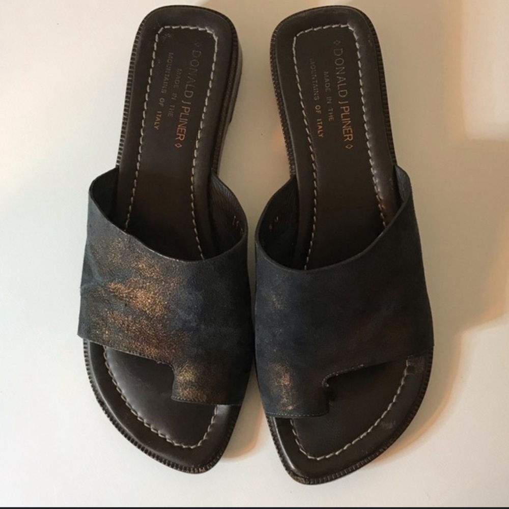 Donald J. Pliner Vintage 1990s Black Metallic Suede Slip-on Sandals